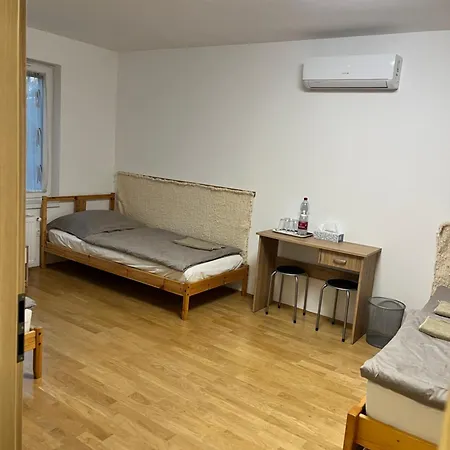 Pusztanjo Vendeghaz Komadi