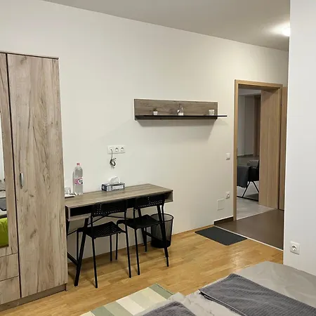 Pusztanjo Vendeghaz Komadi