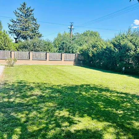 Pusztanjo Vendeghaz 3* Komadi