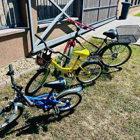 Pusztanjo Vendeghaz Gasthof Komadi