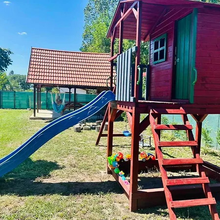 Pusztanjo Vendeghaz Gasthof Komadi